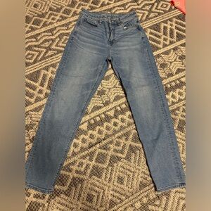 American eagle mom jeans